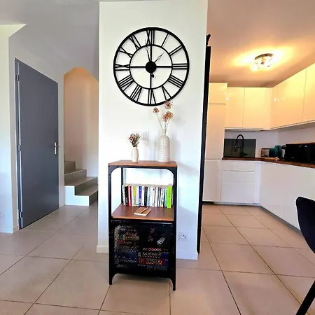 Cozy 2 Bedroom House With Garden & Parking Feriehus *