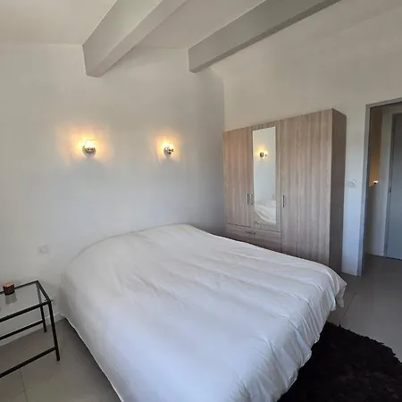 Cozy 2 Bedroom House With Garden & Parking Feriehus *